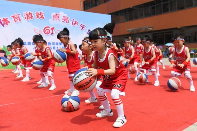 马竞旧将谈西蒙尼“迷信”：曾在更衣室放醋辟邪，最终淘汰拜仁