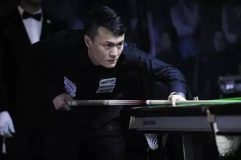 膀肌群以其 膀肌群以其